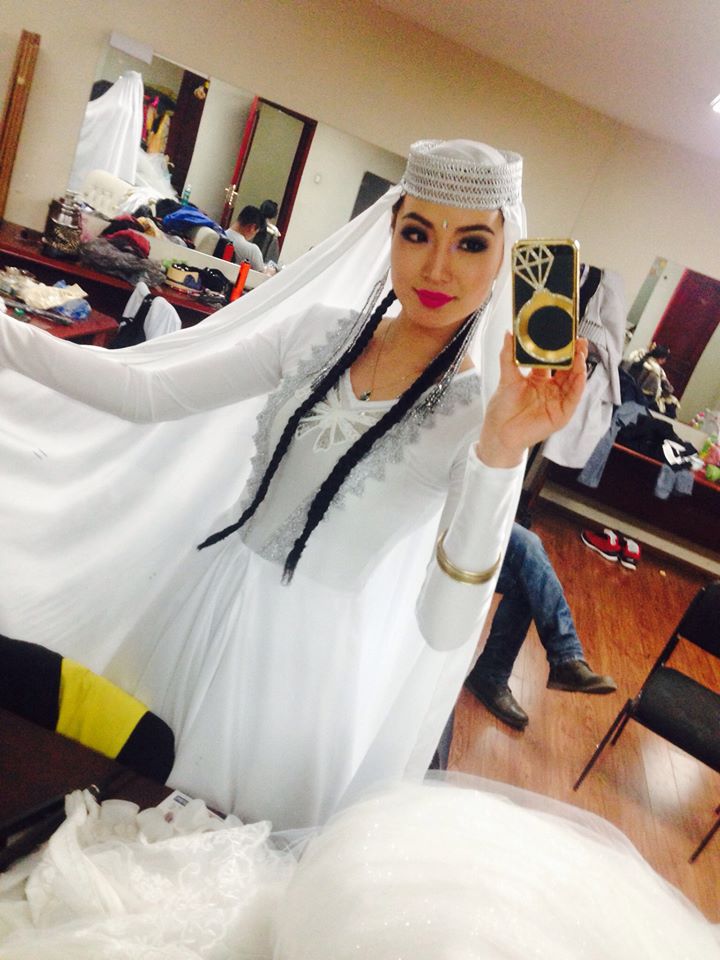 Мисс Н.Ану: Хөлс хөдөлмөрийг минь хэн нэгний хэвтэвчинд багтаах хэрэггүй